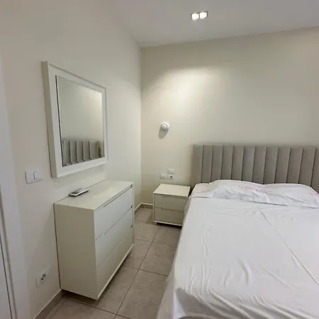 Apartment Valamar With Balcony *